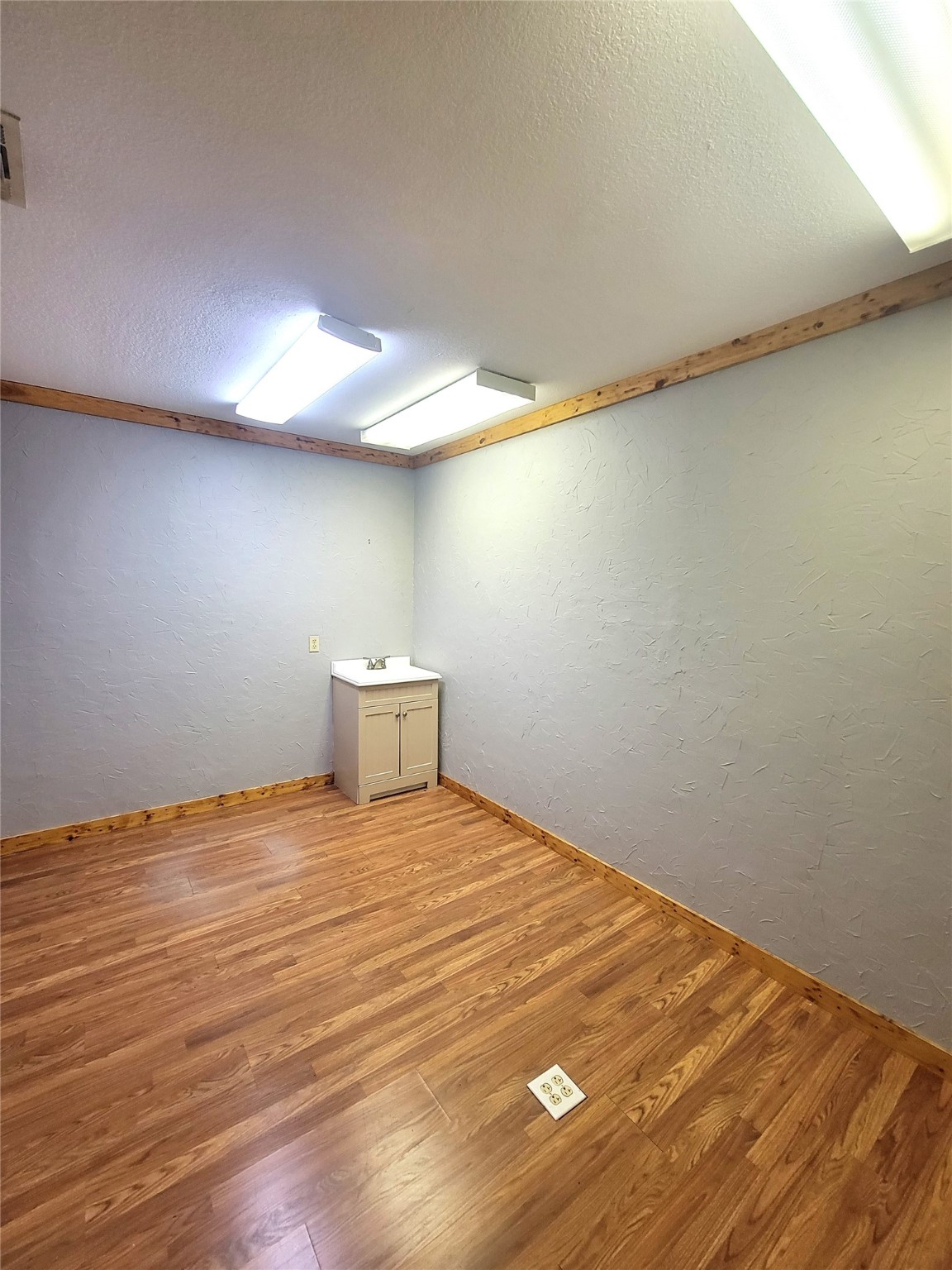 213 S Bosque Street Whitney TX 76692