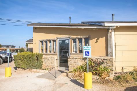 1610 N Broadway Street Ballinger TX 76821