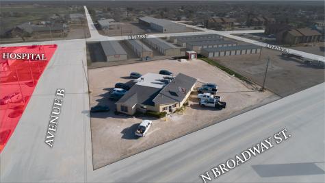 1610 N Broadway Street Ballinger TX 76821