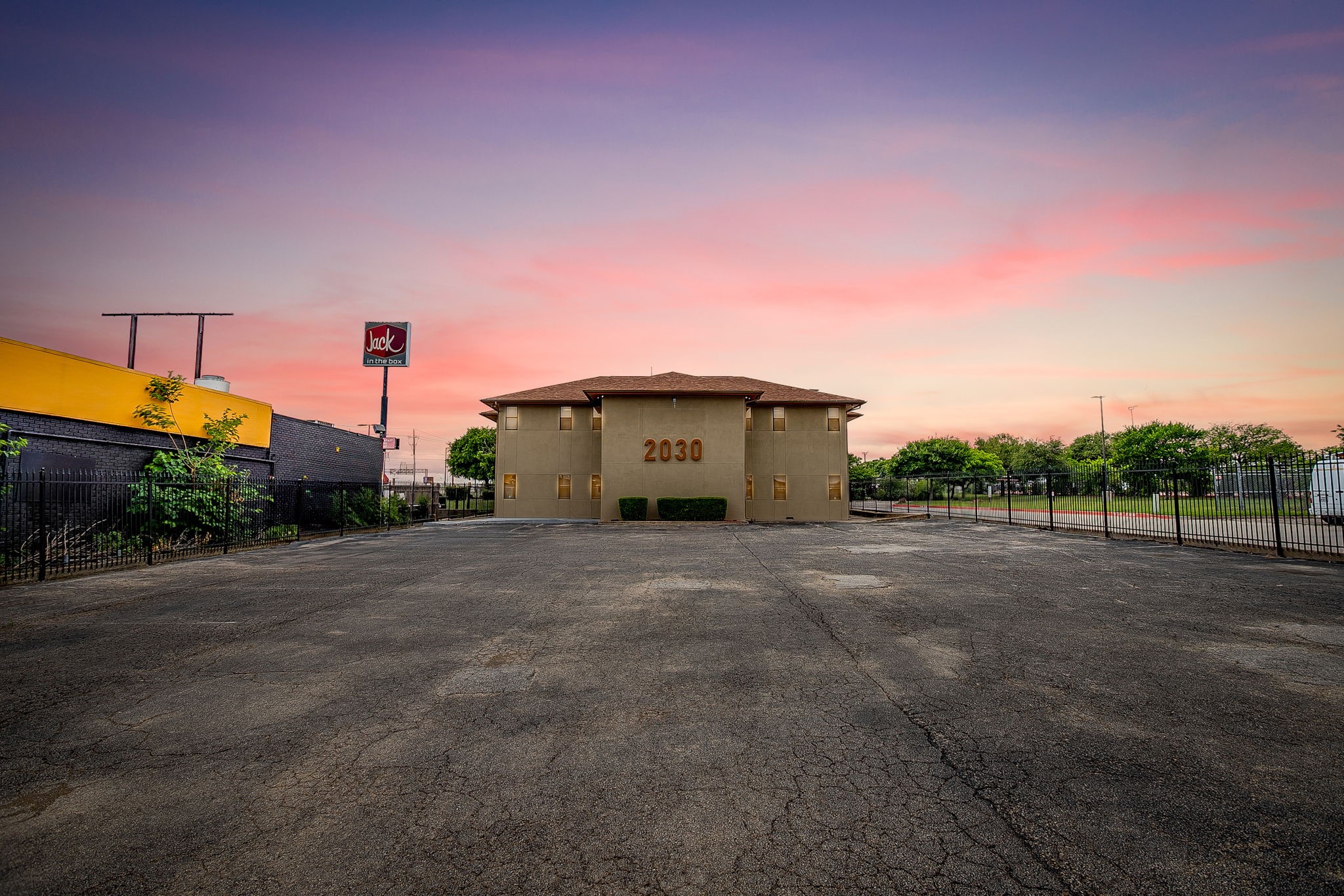 2030 S Las Vegas Trail Fort Worth TX 76108