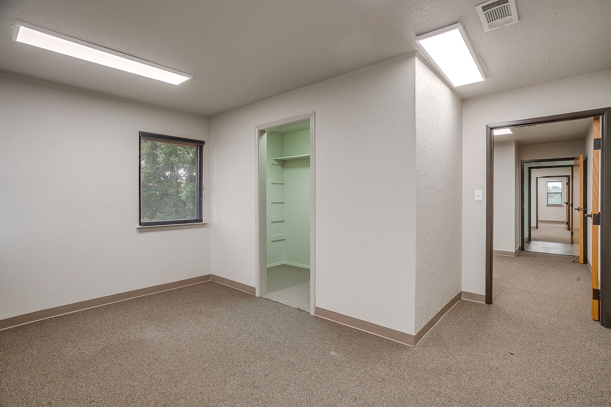 2030 S Las Vegas Trail Fort Worth TX 76108