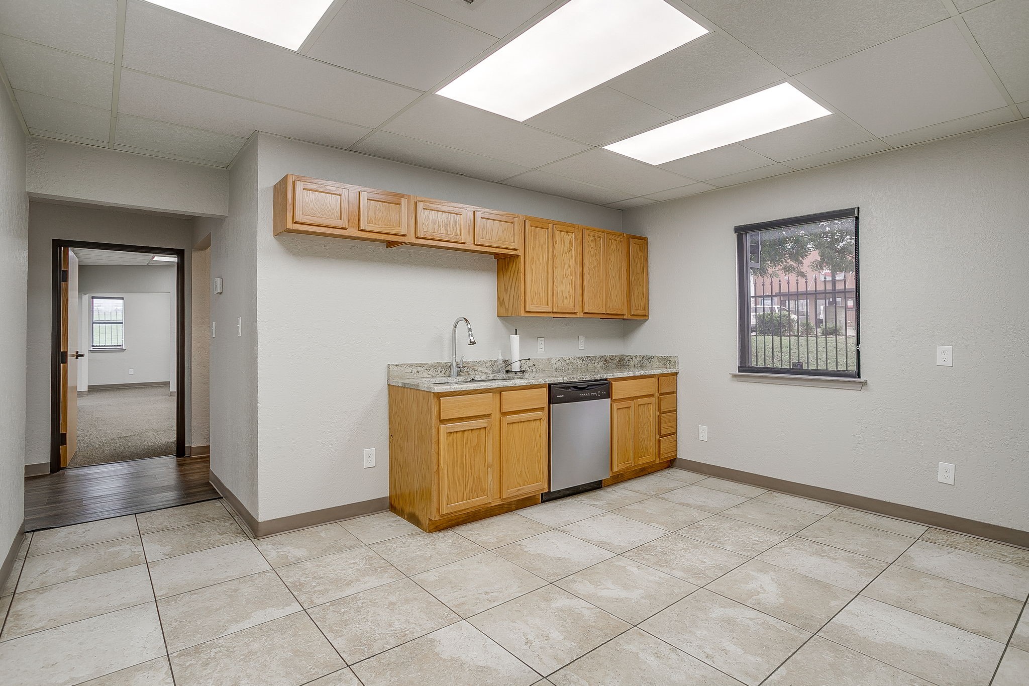 2030 S Las Vegas Trail White Settlement TX 76108