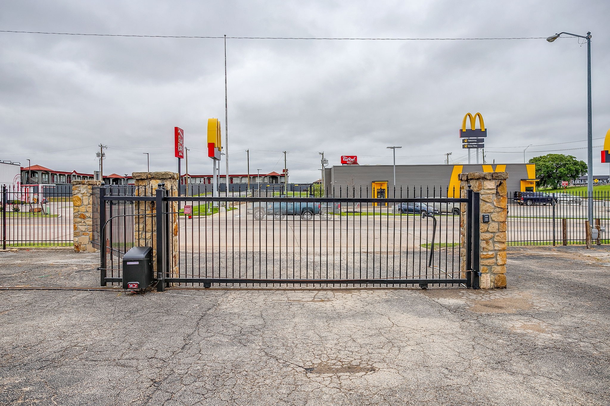 2030 S Las Vegas Trail Fort Worth TX 76108