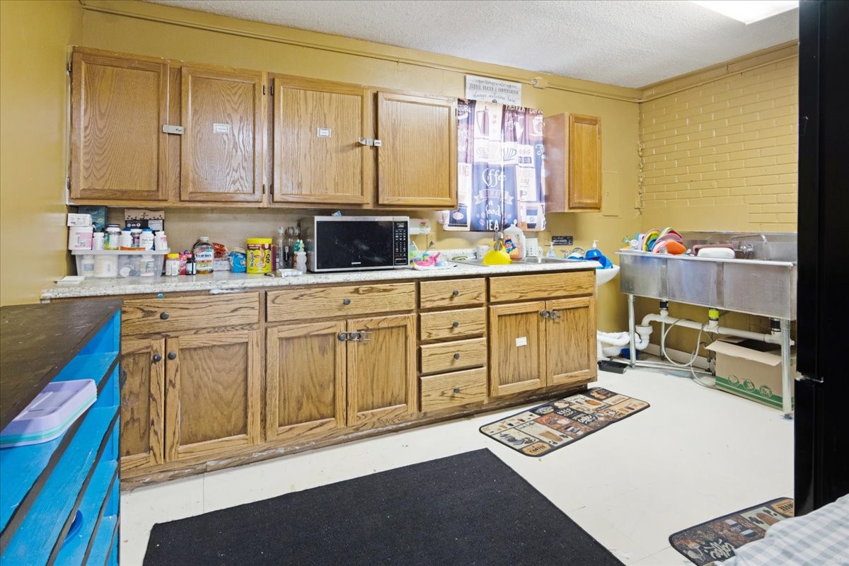 1201 W Nelson Street Denison TX 75020
