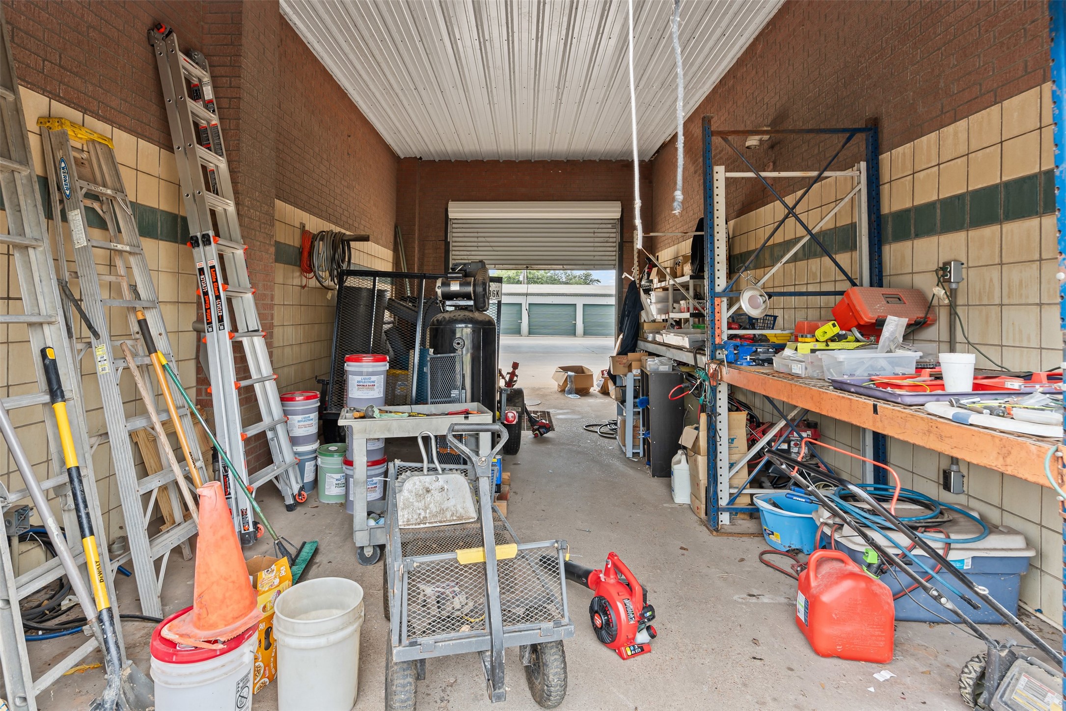 1433 N Plaza Drive Granbury TX 76048