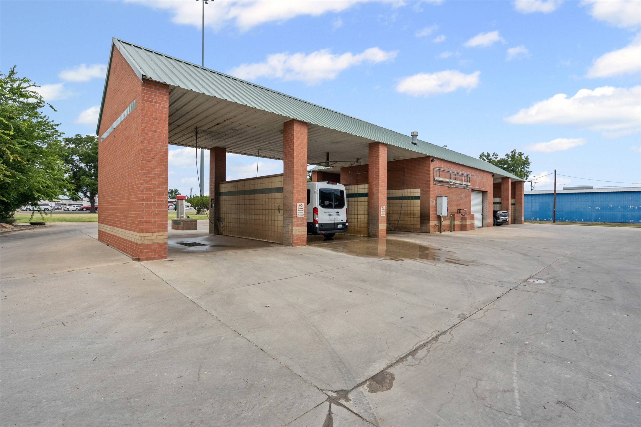 1433 N Plaza Drive Granbury TX 76048