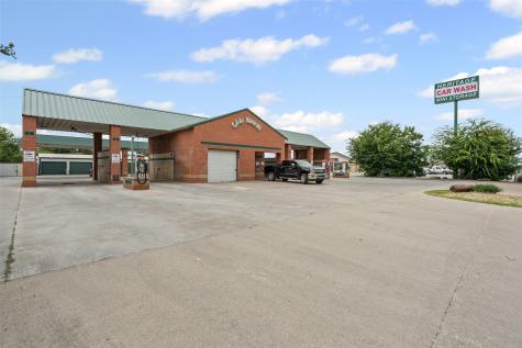 1433 N Plaza Drive Granbury TX 76048