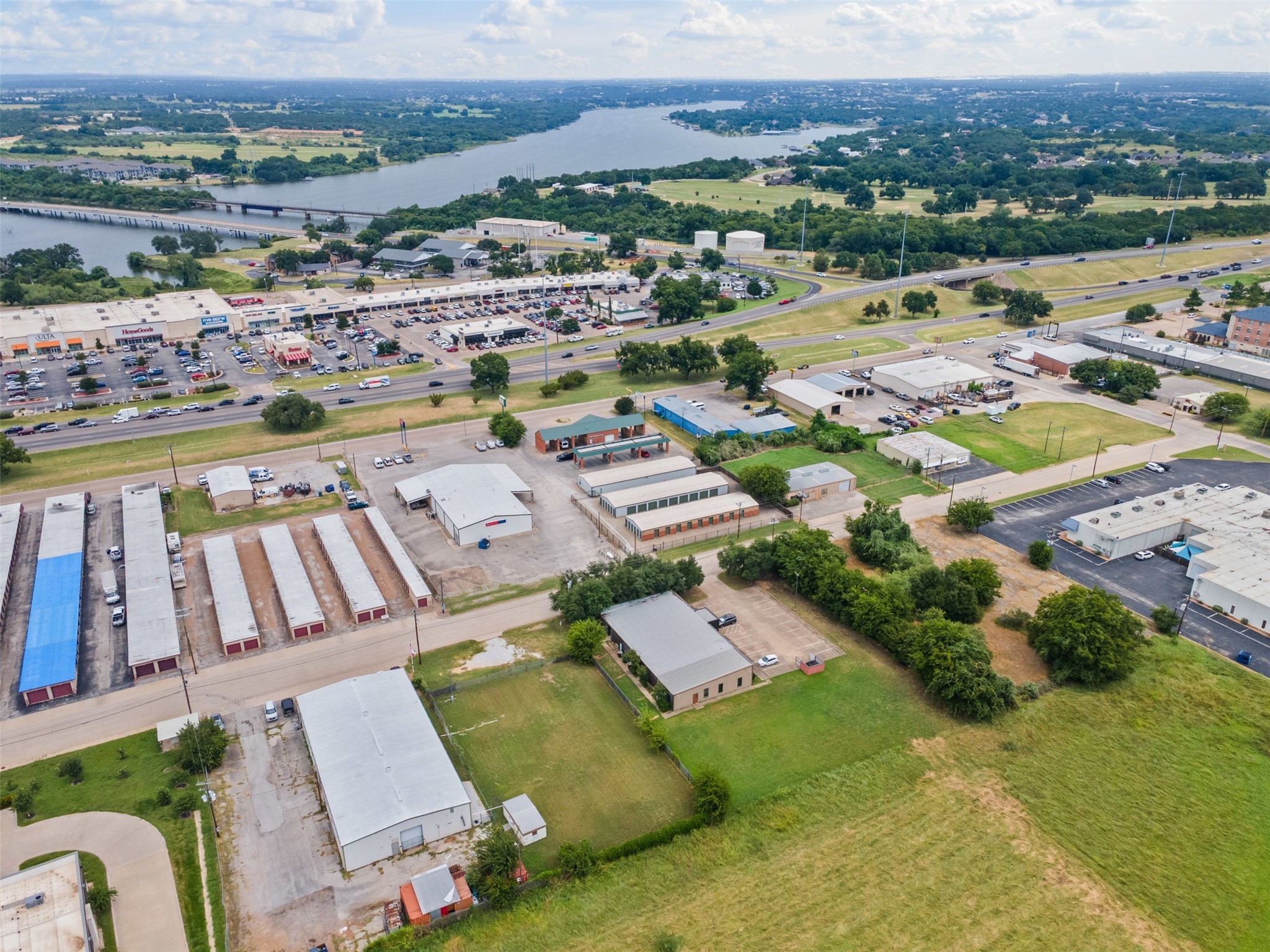 1433 N Plaza Drive Granbury TX 76048
