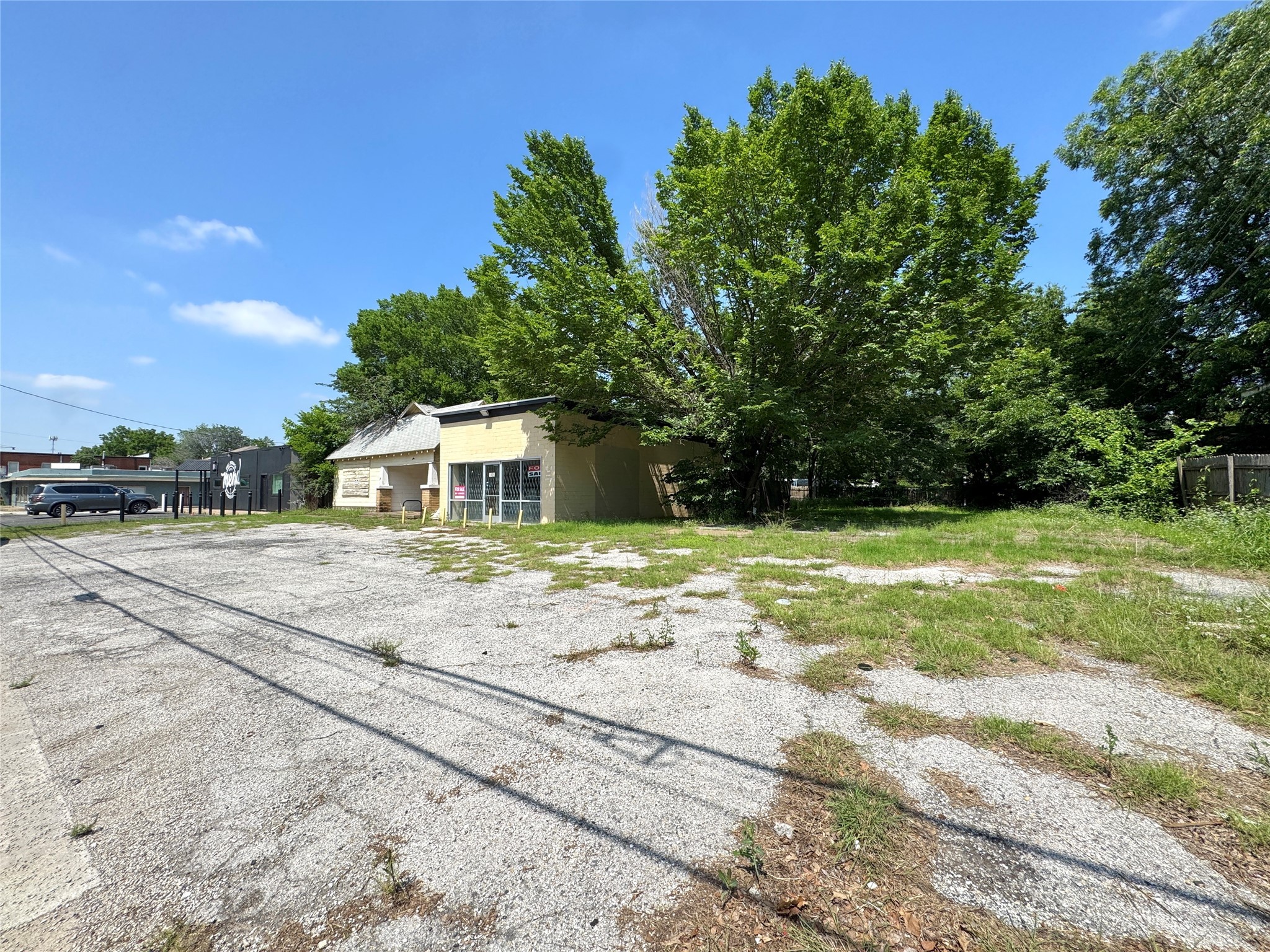 1408 N Sylvania Avenue Fort Worth TX 76111