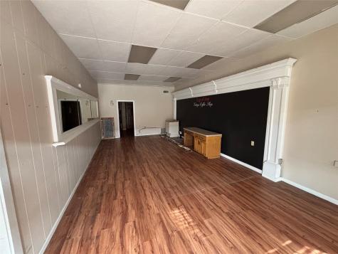 108 N Main Street Winters TX 79567