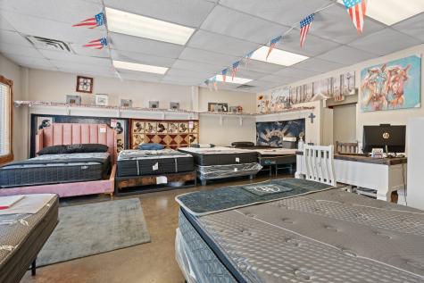 500 W Kilpatrick Street Cleburne TX 76033