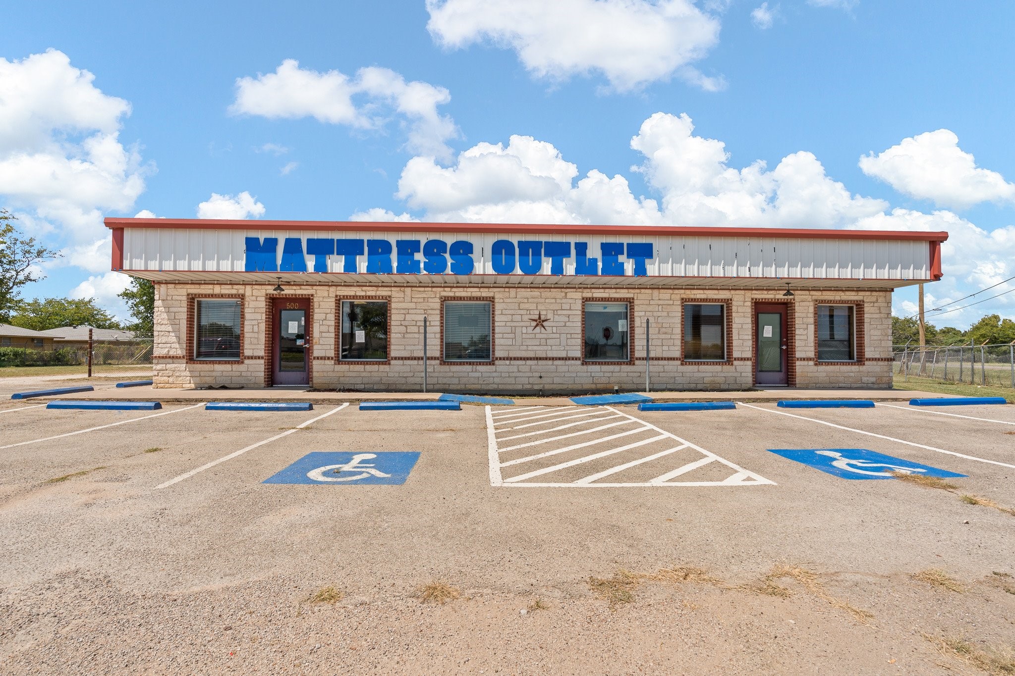 500 W Kilpatrick Street Cleburne TX 76033