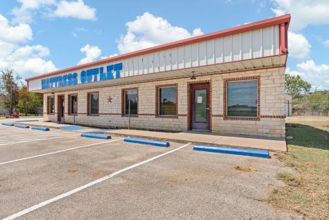 500 W Kilpatrick Street Cleburne TX 76033
