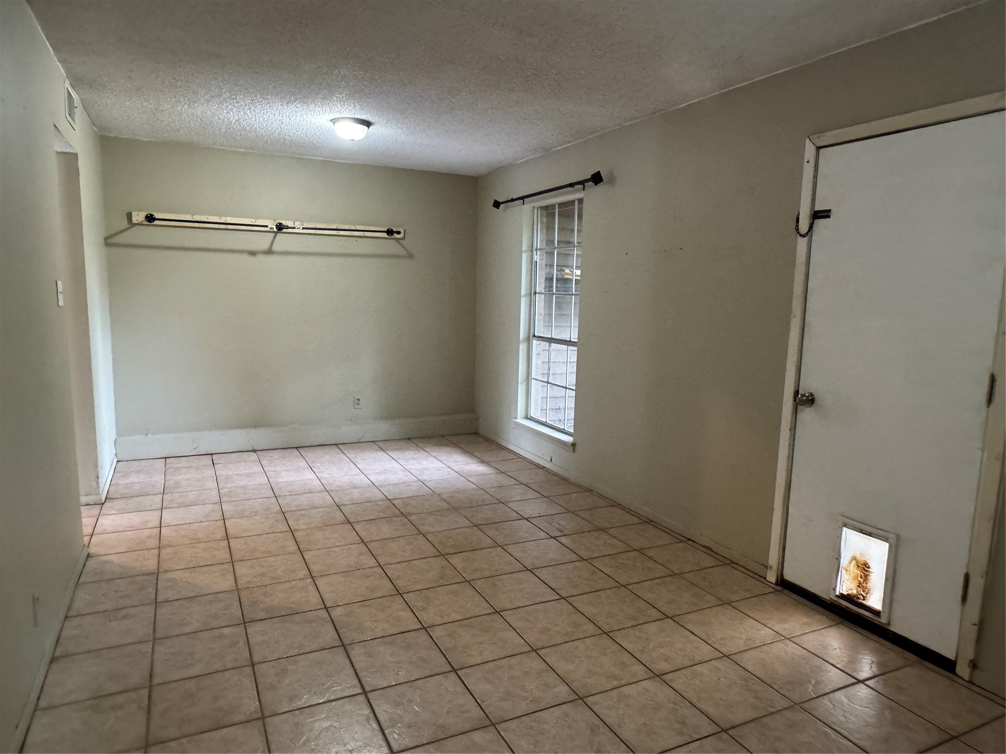 212 N Mimosa Ore City TX 75683