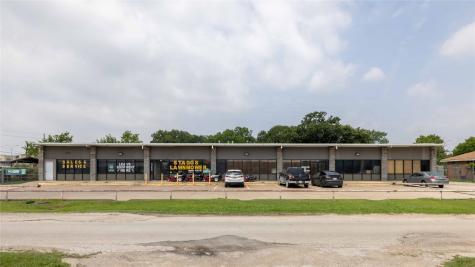 2425 Oakridge Drive Balch Springs TX 75180