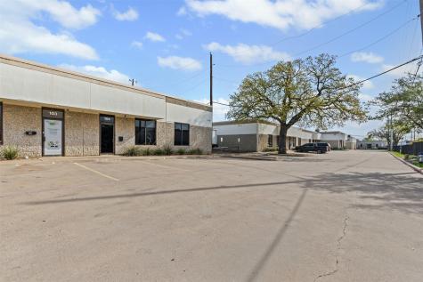 11127 Shady Trail Dallas TX 75229