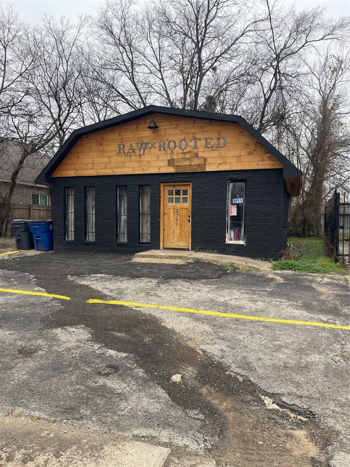 2737 Carpenter Avenue Dallas TX 75215