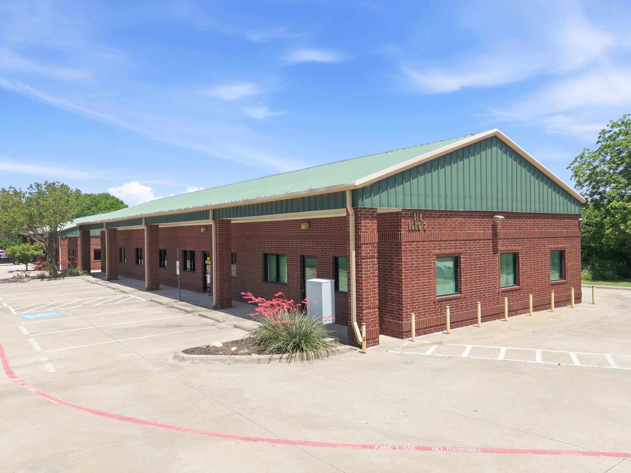 519 Bennett Lane Lewisville TX 75057