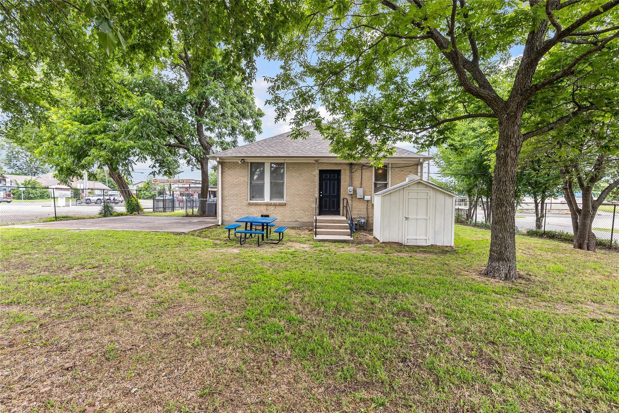 3503 Stonewall Street Greenville TX 75401