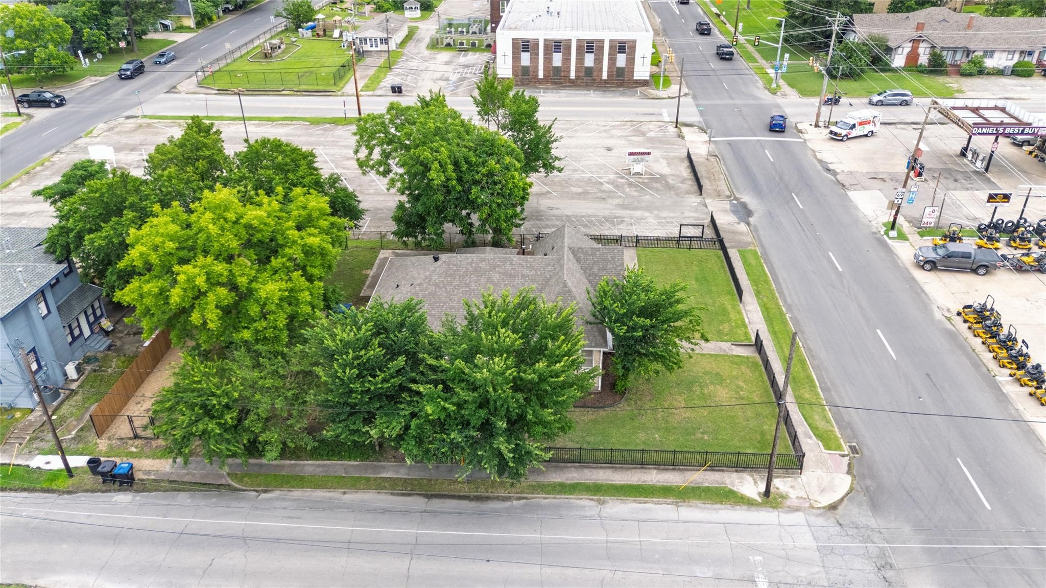 3503 Stonewall Street Greenville TX 75401