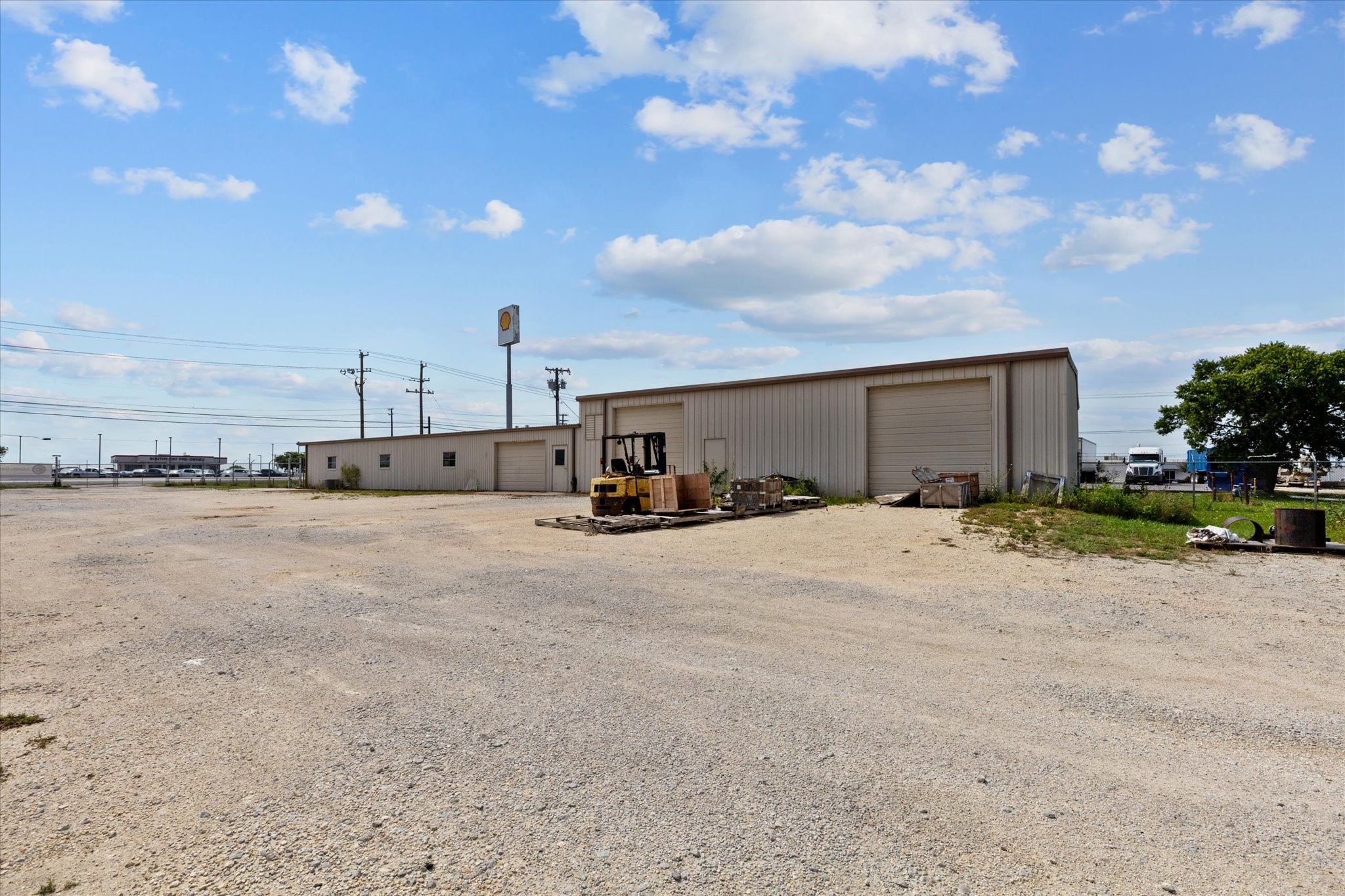 2305 N Main Street Cleburne TX 76033