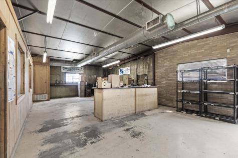 2305 N Main Street Cleburne TX 76033