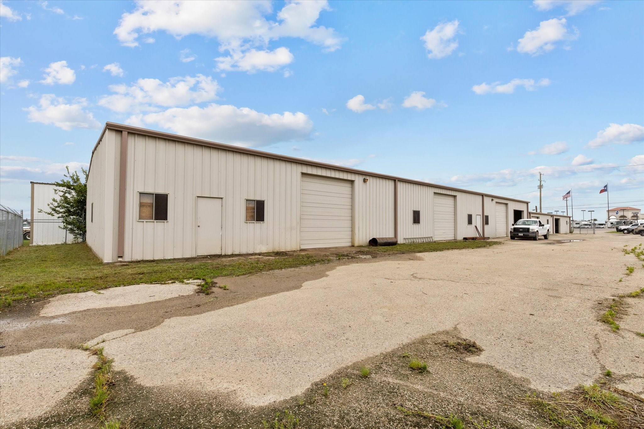 2305 N Main Street Cleburne TX 76033