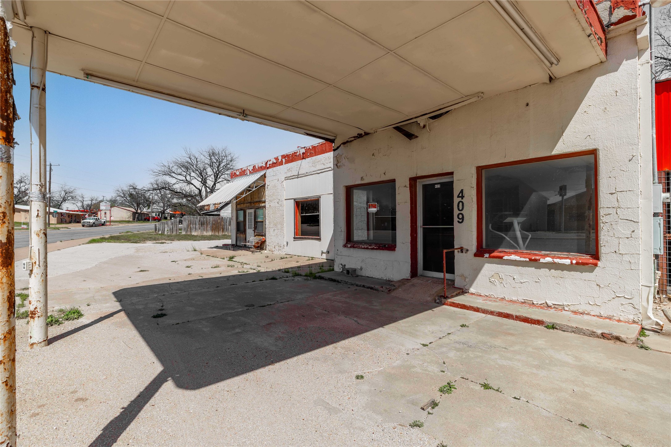 409 N Texas Street De Leon TX 76444