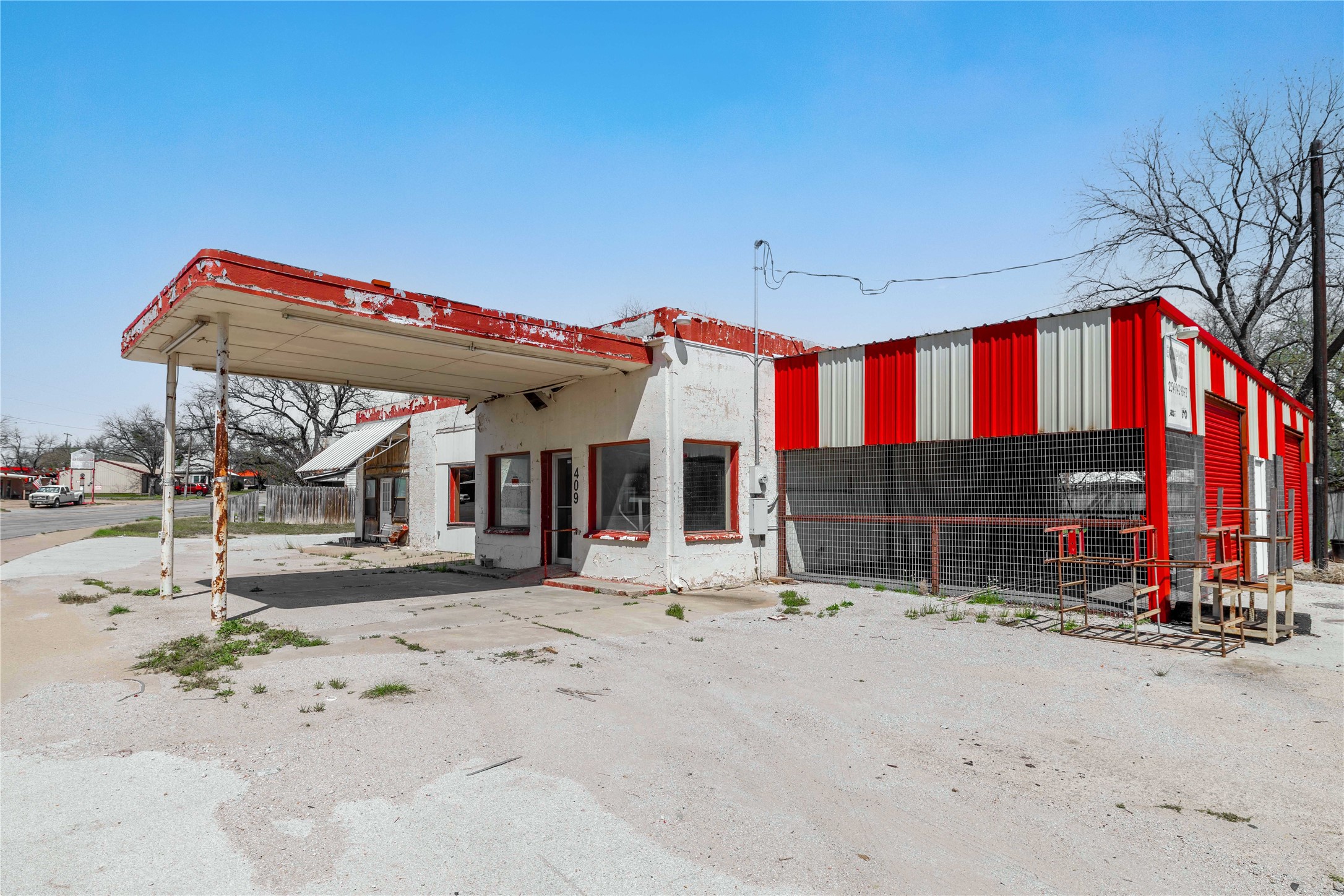 409 N Texas Street De Leon TX 76444