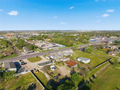 510 S Robinson Drive Robinson TX 76706