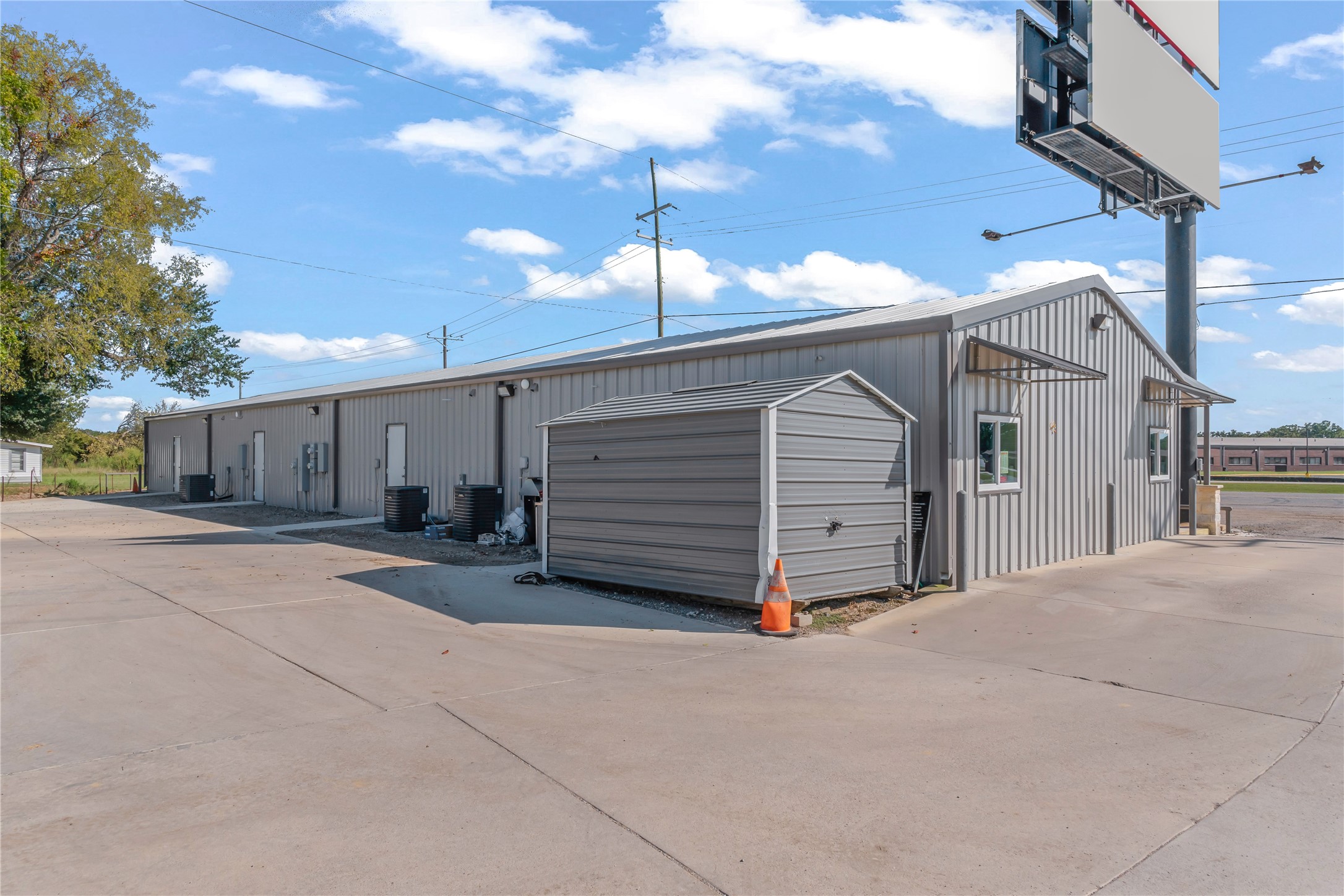 15996 Highway 80 Edgewood TX 75117