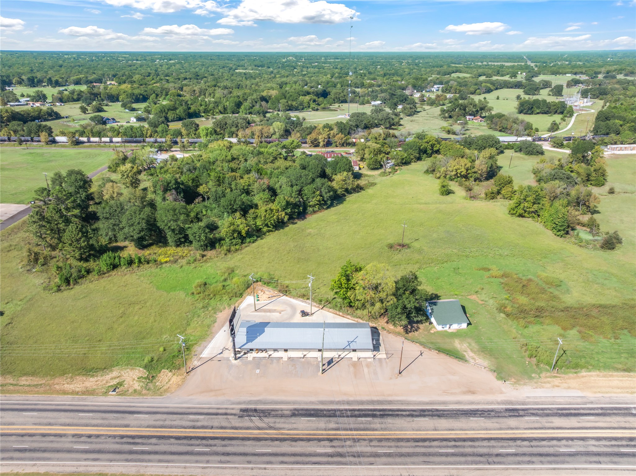 15996 Highway 80 Edgewood TX 75117