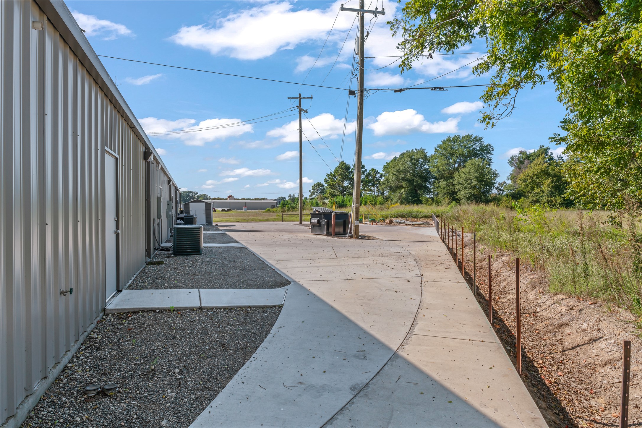15996 Highway 80 Edgewood TX 75117