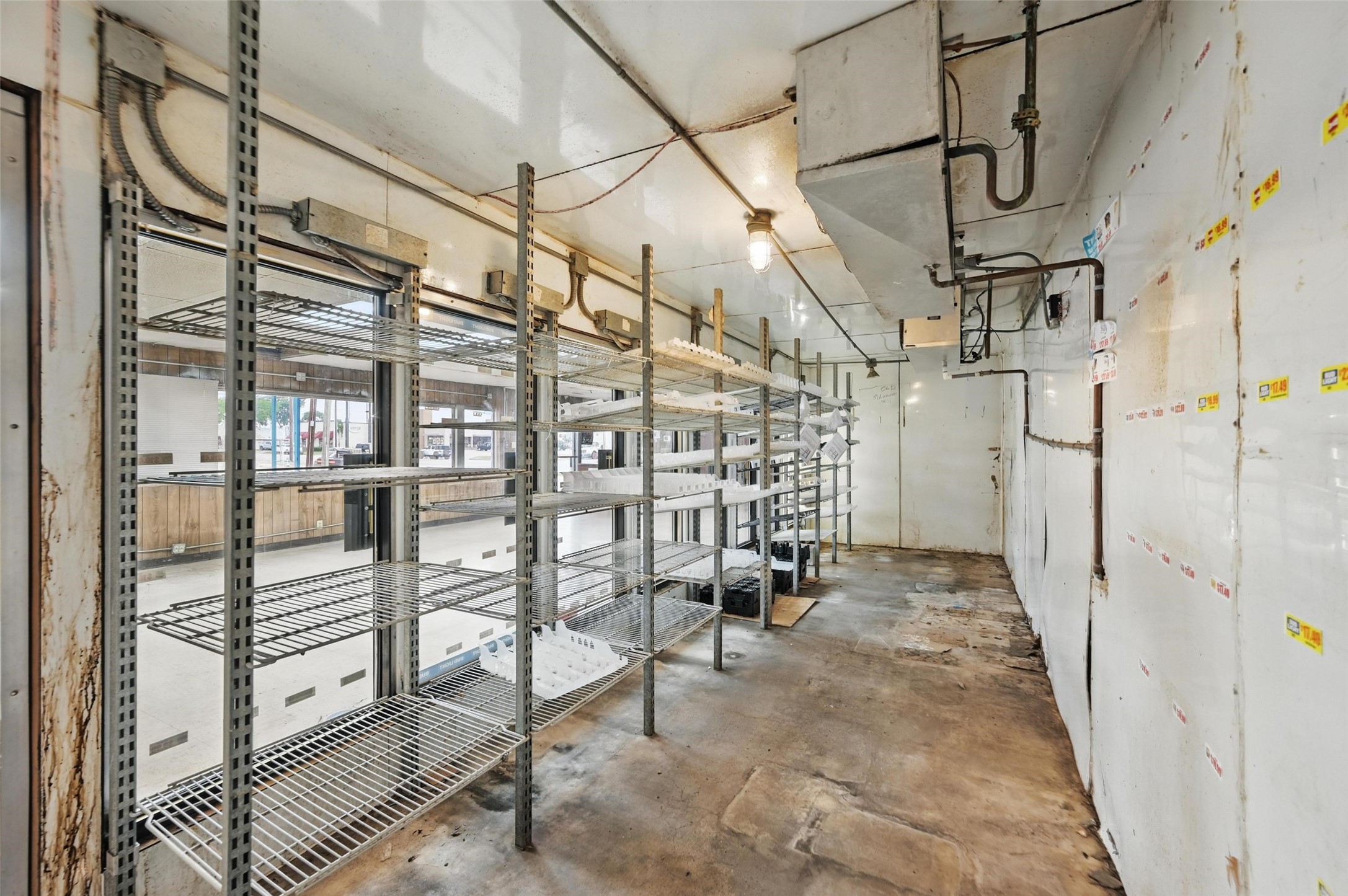 100 S Kaufman Street Ennis TX 75119