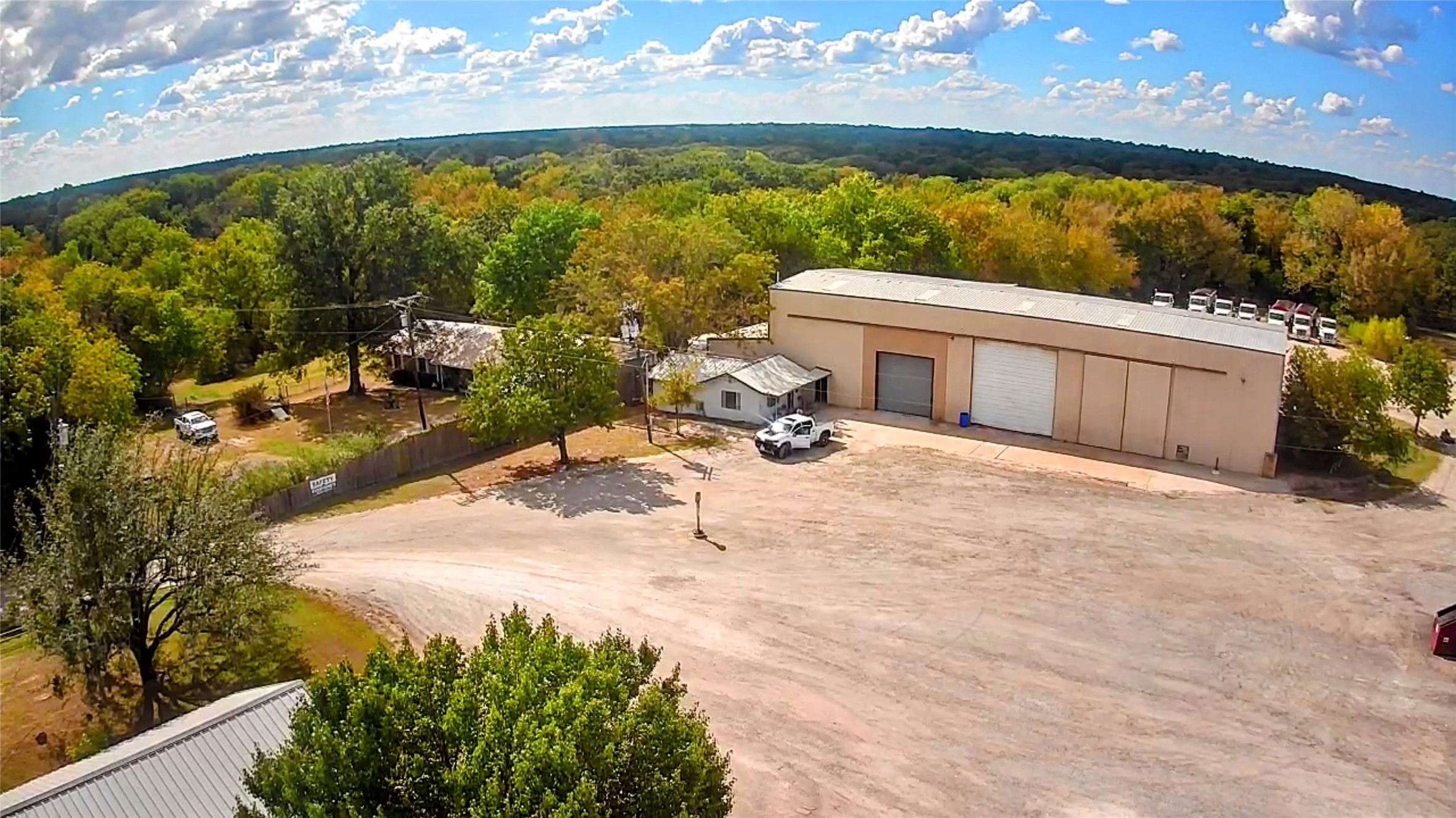 8523 Highway 271 South Powderly TX 75473