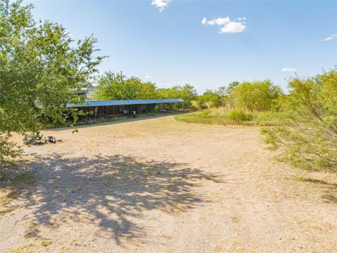 3020 W Walker Street Breckenridge TX 76424
