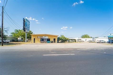 3020 W Walker Street Breckenridge TX 76424
