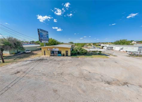 3020 W Walker Street Breckenridge TX 76424
