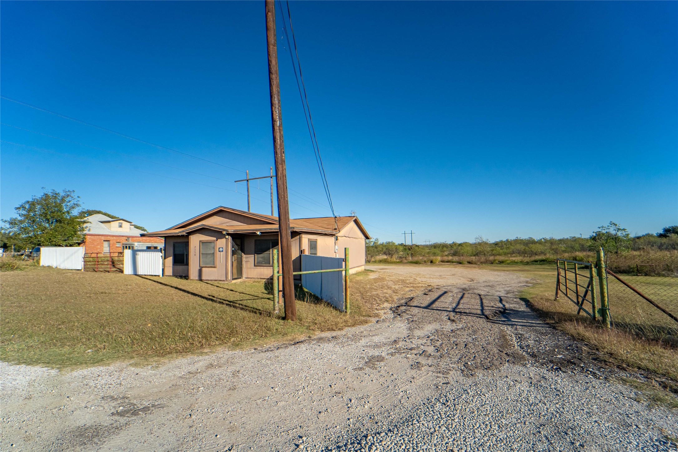 2770 E Us Highway 180 Breckenridge TX 76424