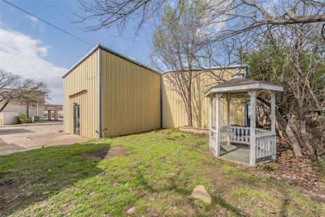 7235 Glenview Drive Richland Hills TX 76180