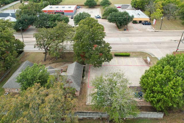580 N Hampton Road Desoto TX 75115