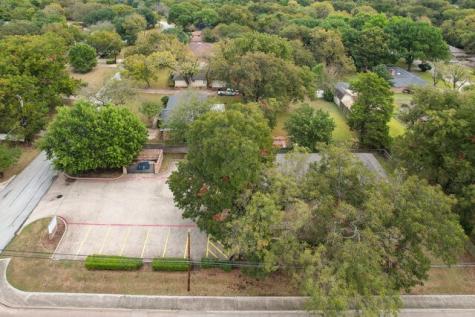 580 N Hampton Road Desoto TX 75115