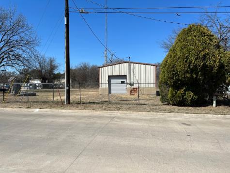 500 W Moore Street Granbury TX 76048