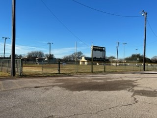 500 W Moore Street Granbury TX 76048