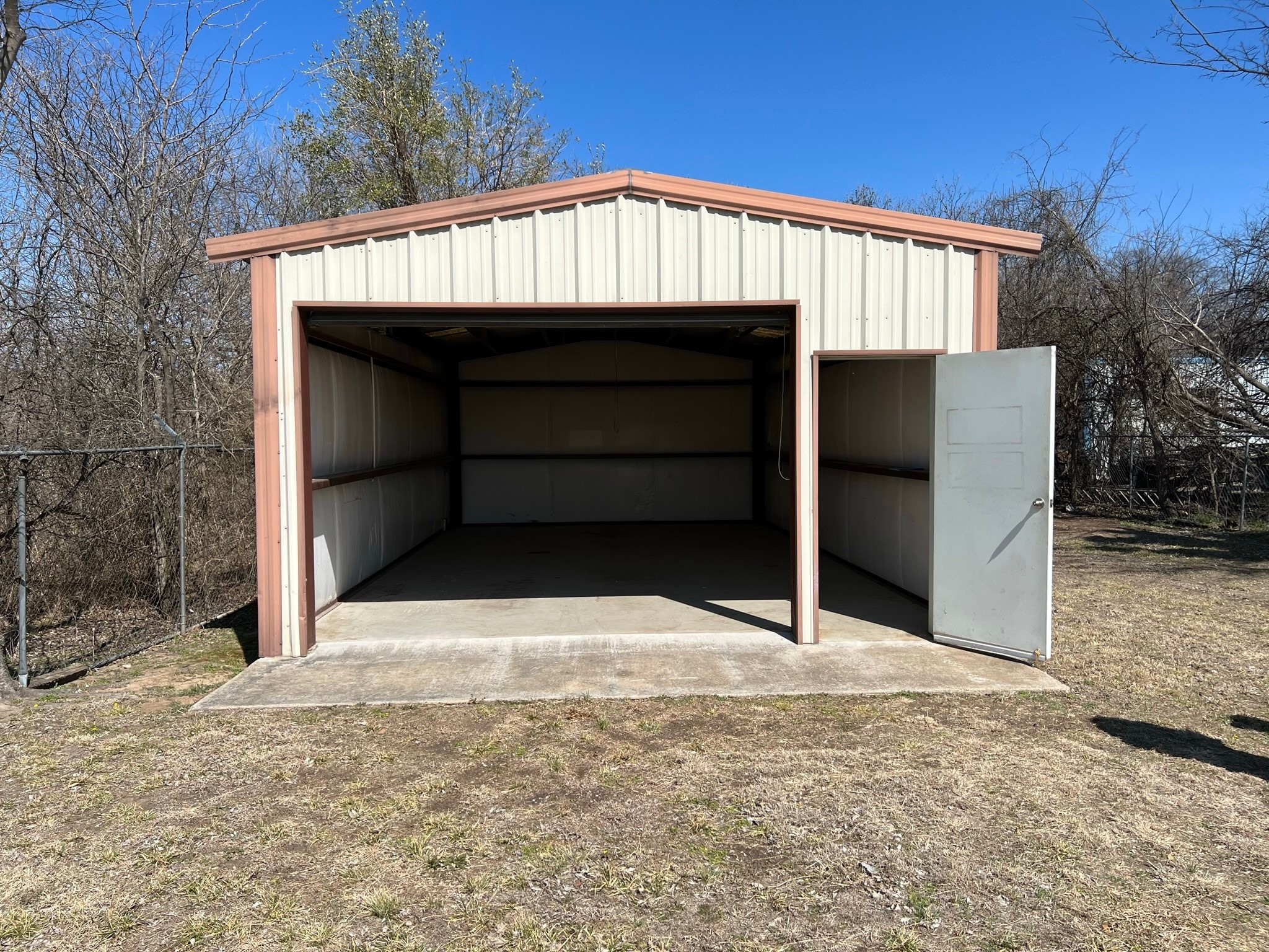 500 W Moore Street Granbury TX 76048