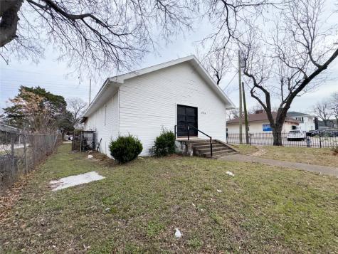 1734 S Denley Drive Dallas TX 75216