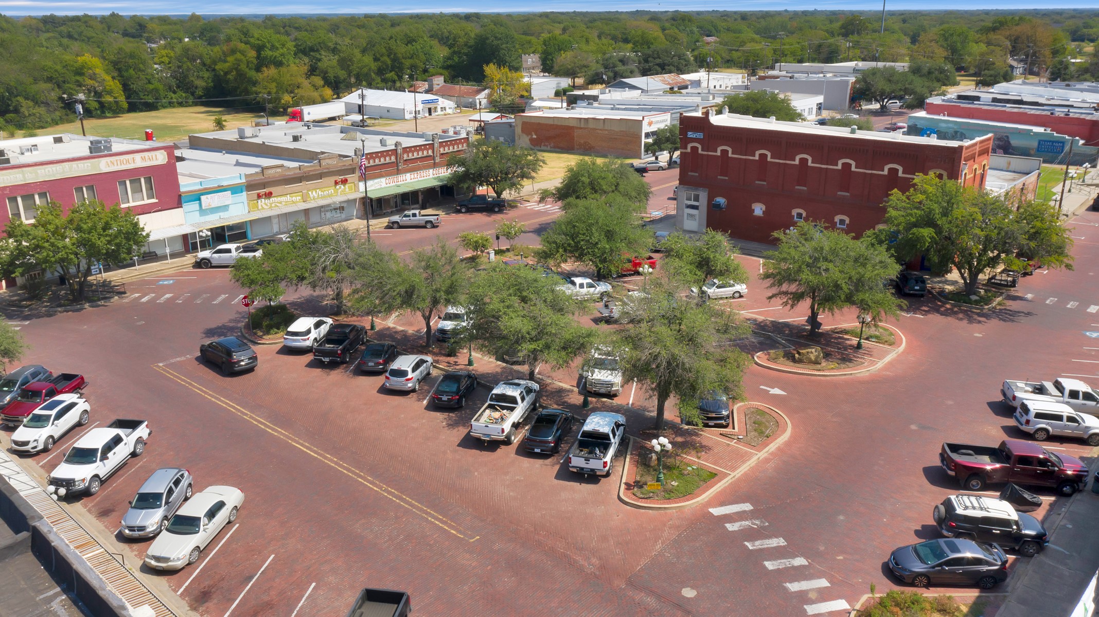 1136 Main Street Commerce TX 75428