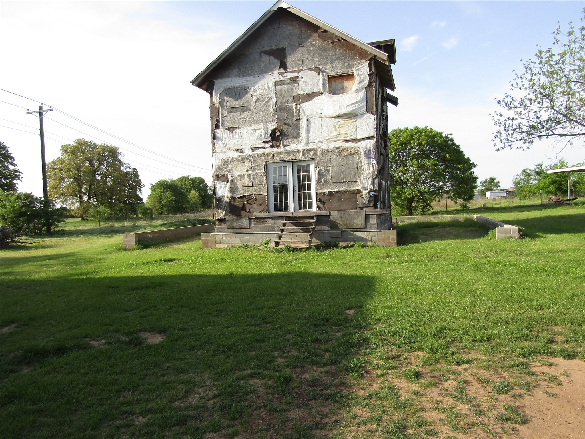 1801 W Highway 199 Springtown TX 76082