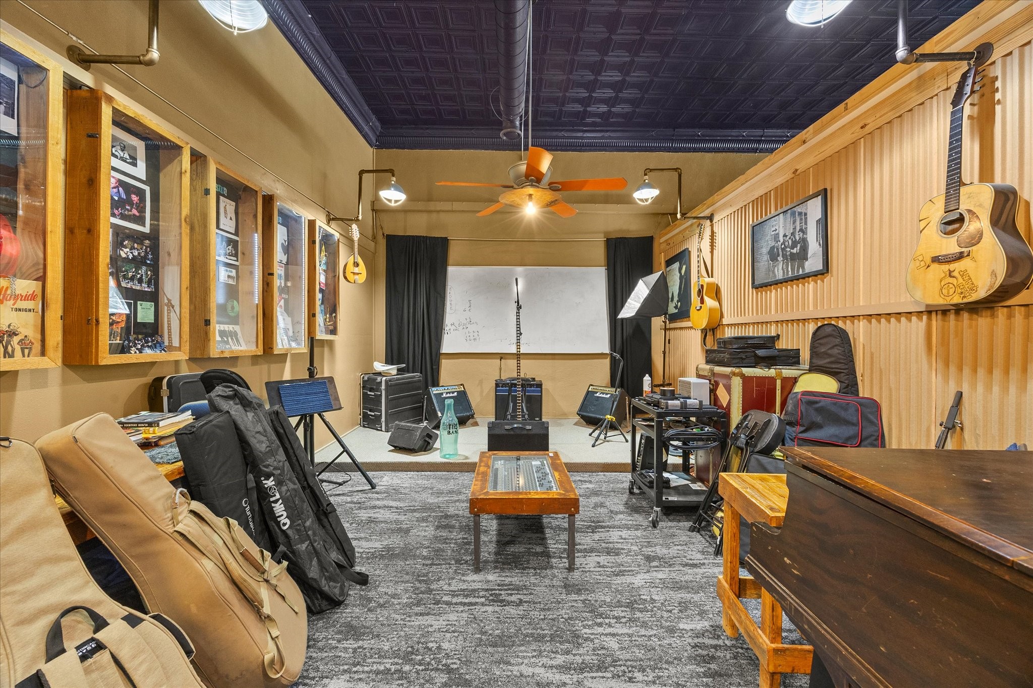 1132 Main Street Commerce TX 75428