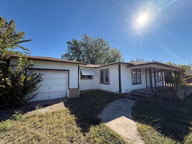 614 N Main Street Springtown TX 76082